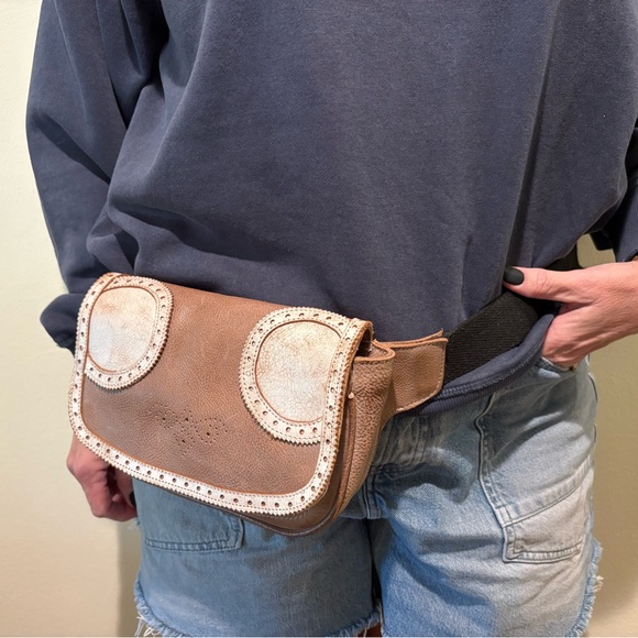 BedStu Handbags - Bed Stu Brown Leather Crossbody Belt Bag with Cream Accents